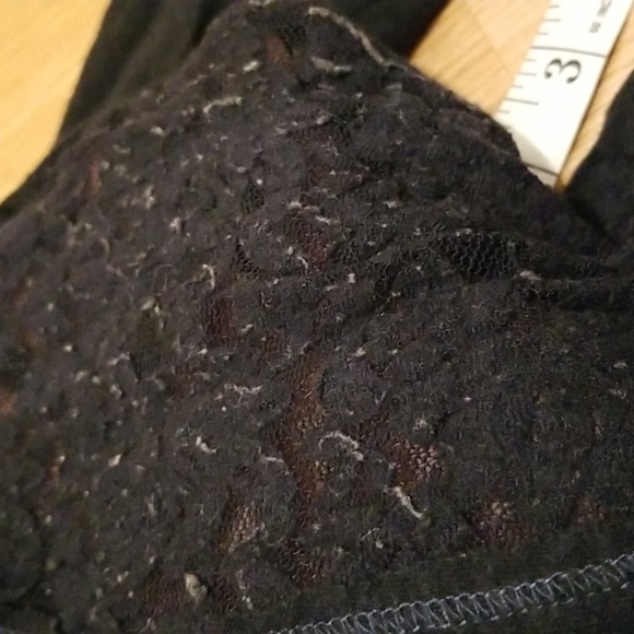 💥3/$10💥 Hollister Boneyard Beach T-Shirt, Navy, size L - Picture 7 of 9